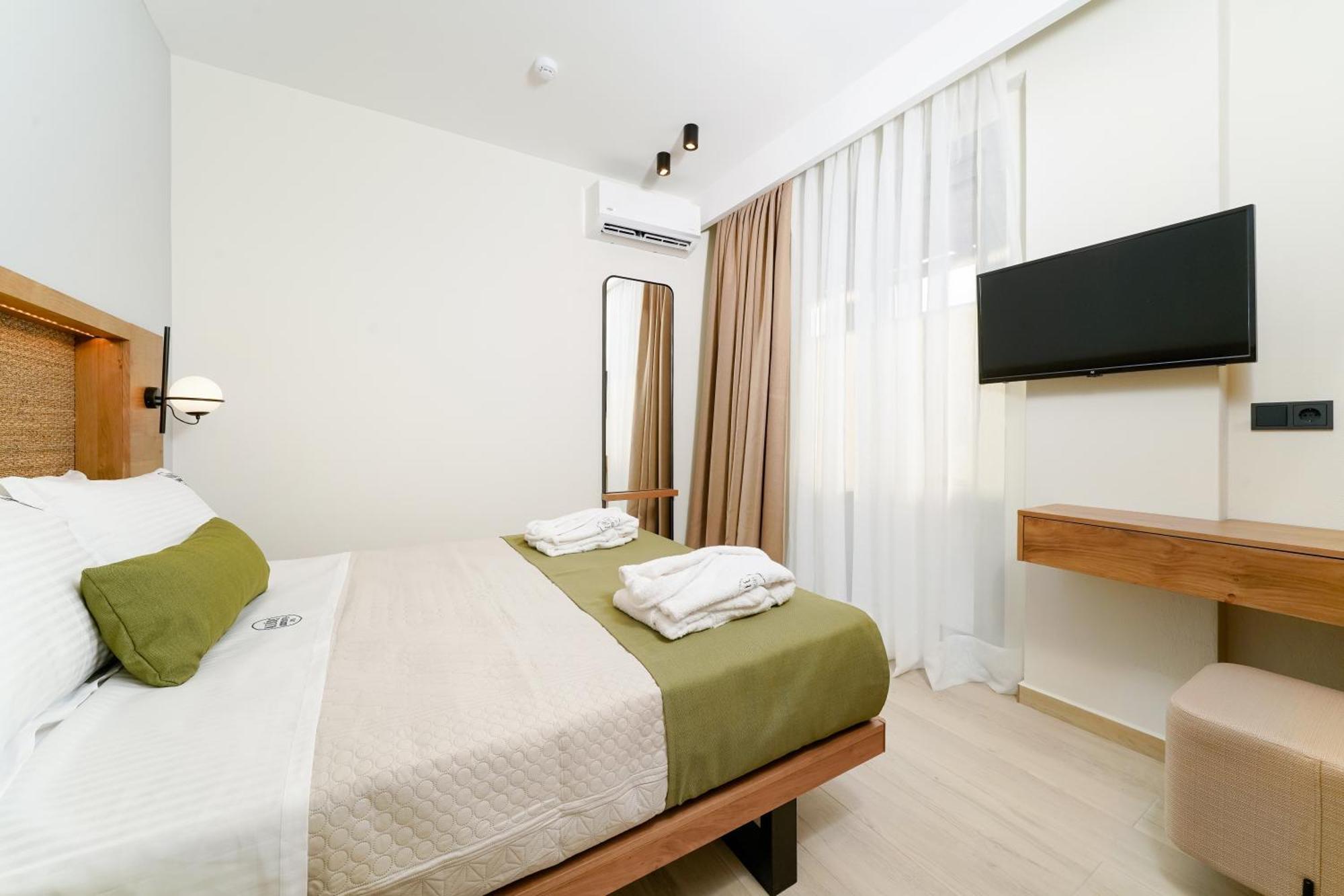 Azzure Luxury Suites Potos Ngoại thất bức ảnh